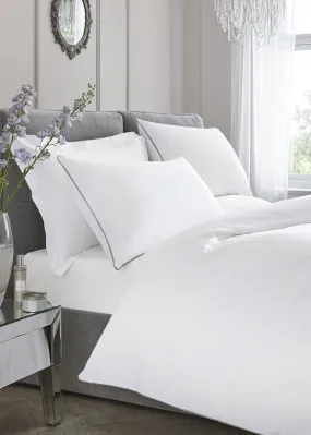 Appletree 200 Thread Count Plain Dye White Duvet Cover Set