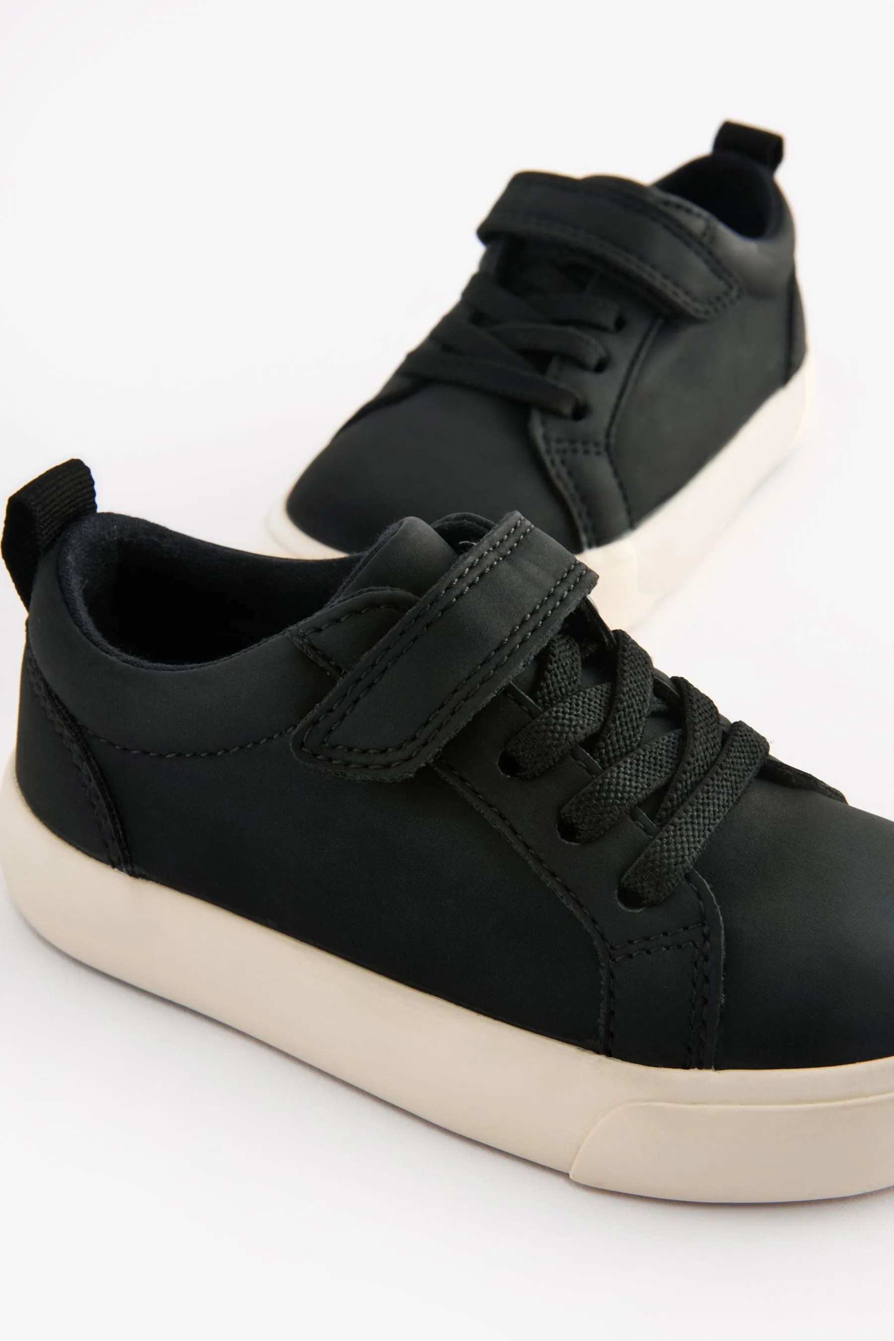 Black Wide Fit (G) Touch Fastening Elastic Lace Trainers