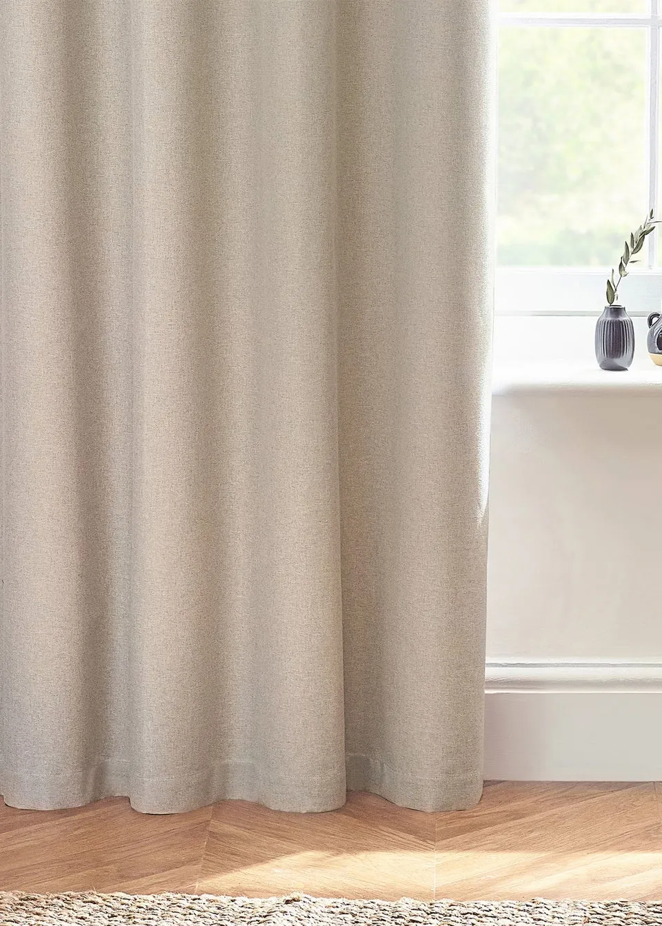 furn. Dawn 100% Blackout Thermal Eyelet Curtains