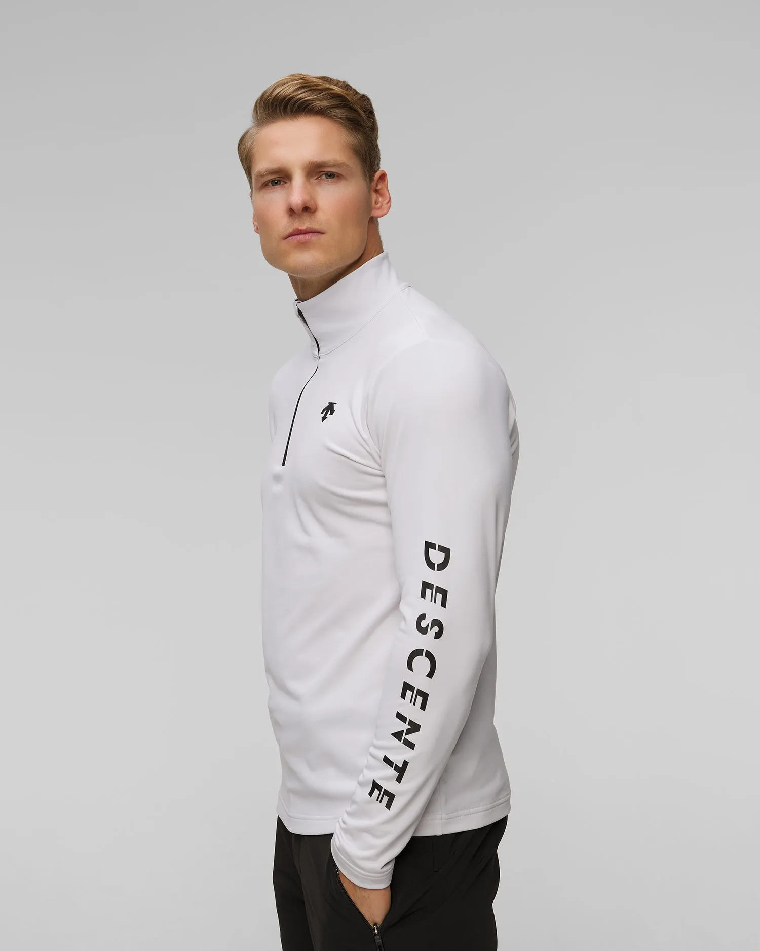 Men's zip-up turtleneck Descente Sleeve Logo DWMYGB22-spw