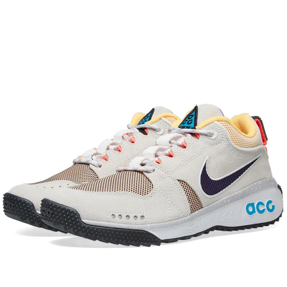 Nike ACG Dog MountainSummit White, Black & Orange