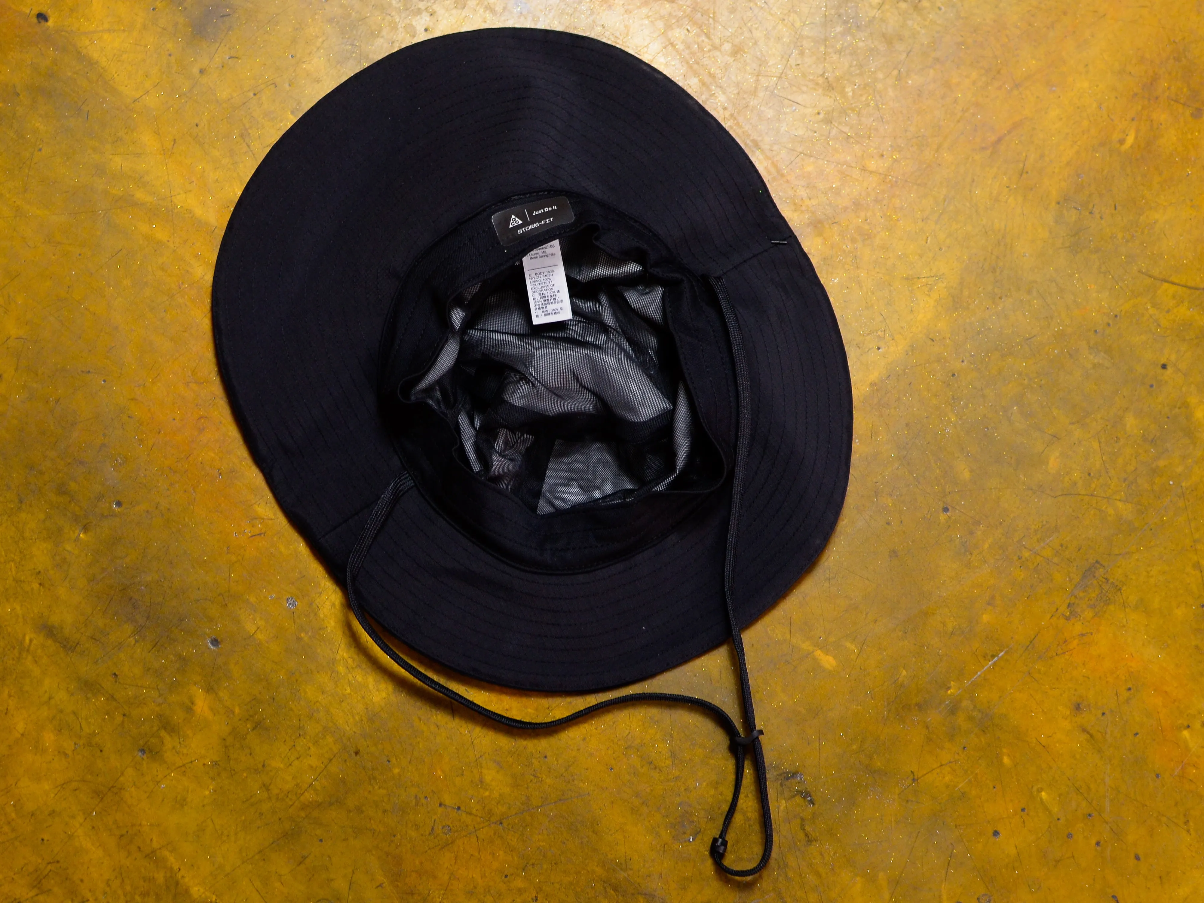 Nike ACG Storm-Fit Bucket Hat - Black / Anthracite