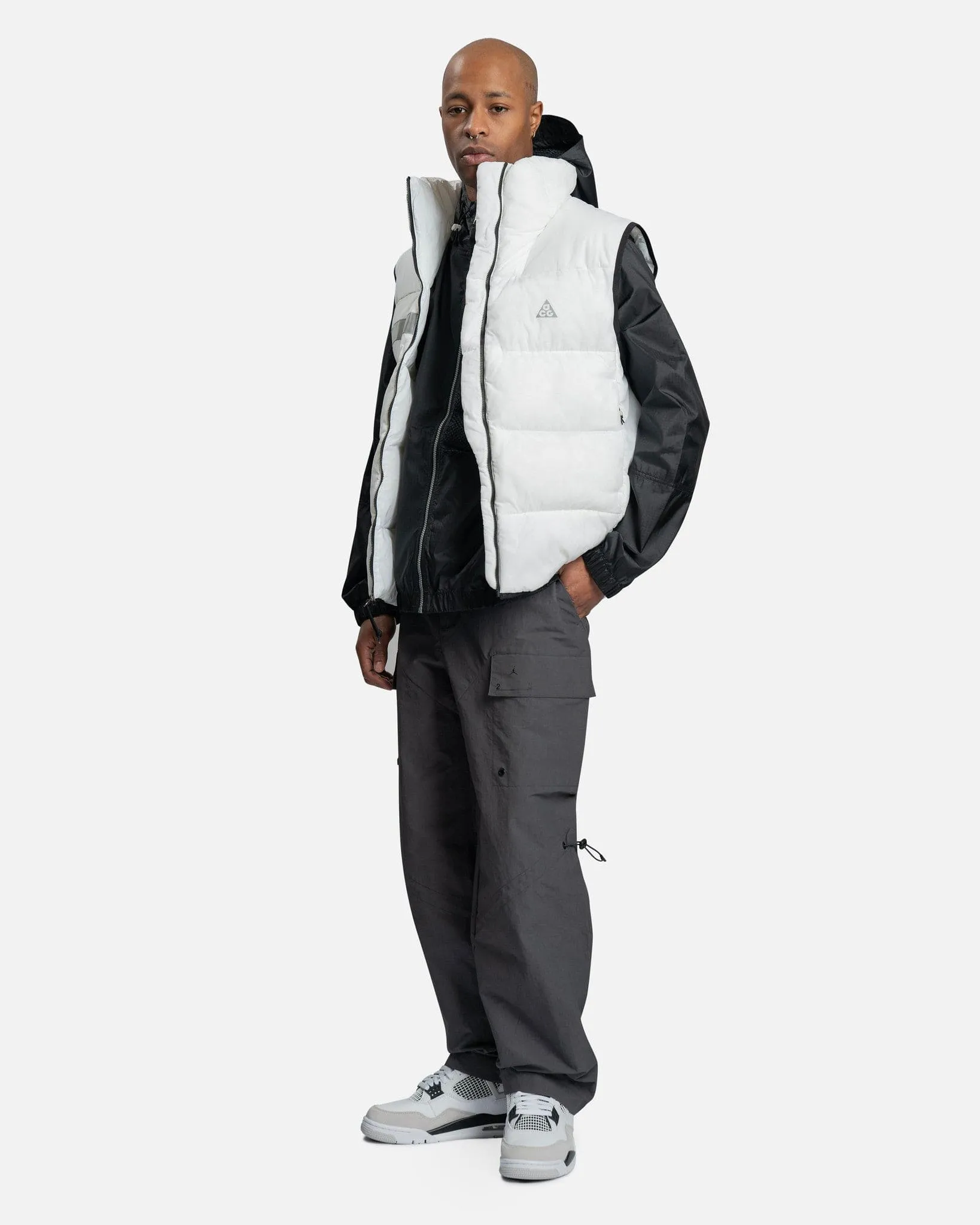 Nike ACG Therma-FIT Airora Gilet in White