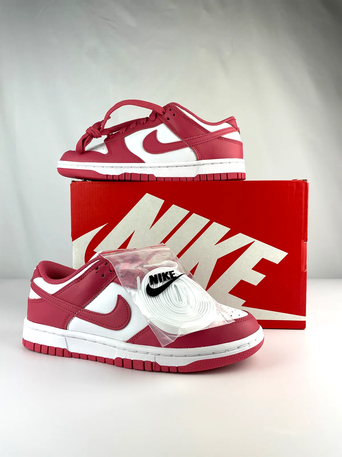 Nike Dunk Low Archeo Pink