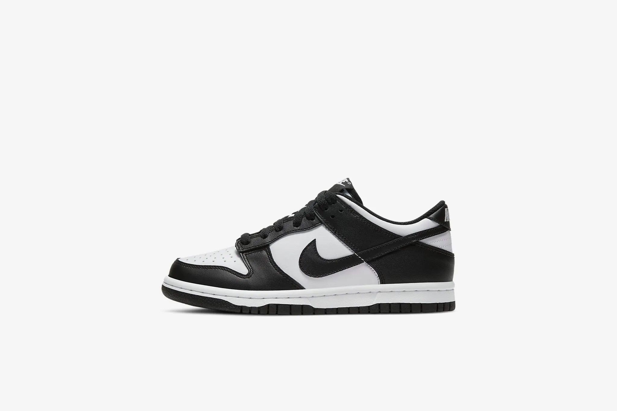 Nike Dunk Low GS - White / Black