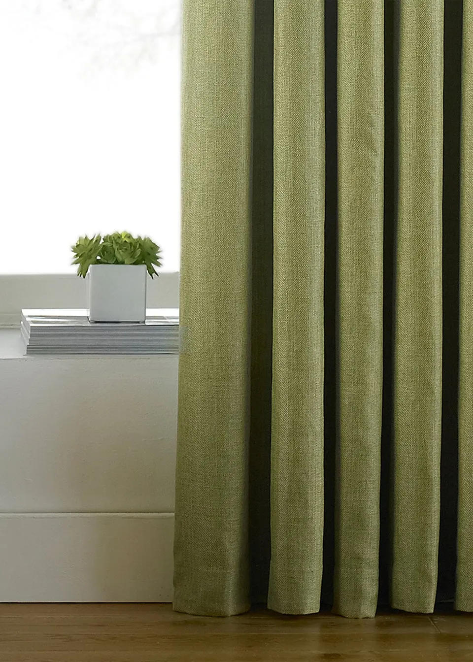 Paoletti Atlantic Twill Woven Eyelet Curtains