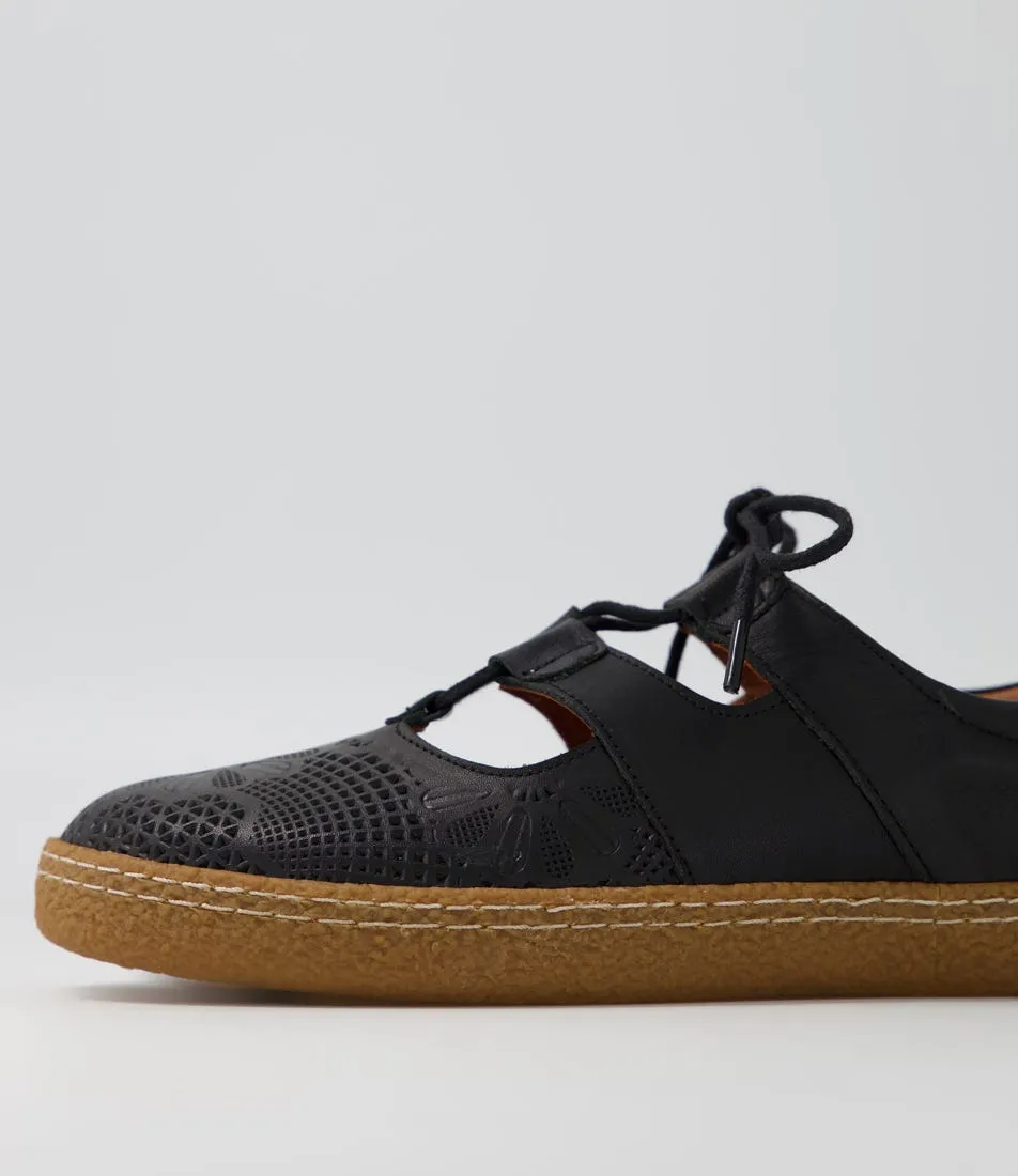 SUPERSOFT Hemillie Black Gum Sole Leather Sneakers